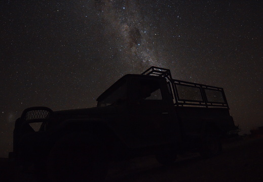Toyota vor der Milchstraße
